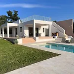 Pasquy Villa *
