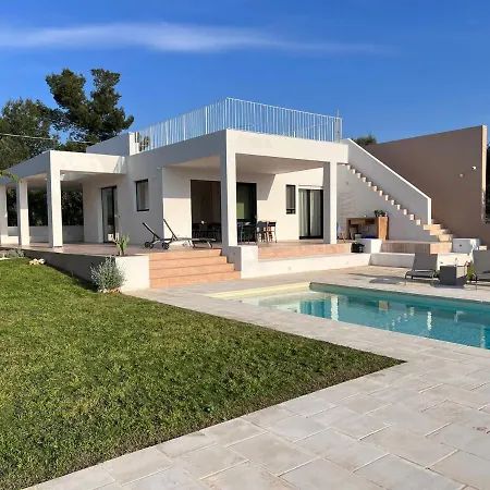 Pasquy Villa *