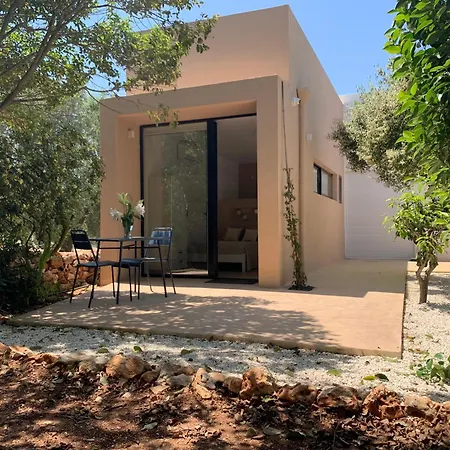 Pasquy Villa *